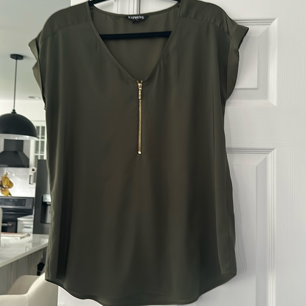 Express blouse size Large